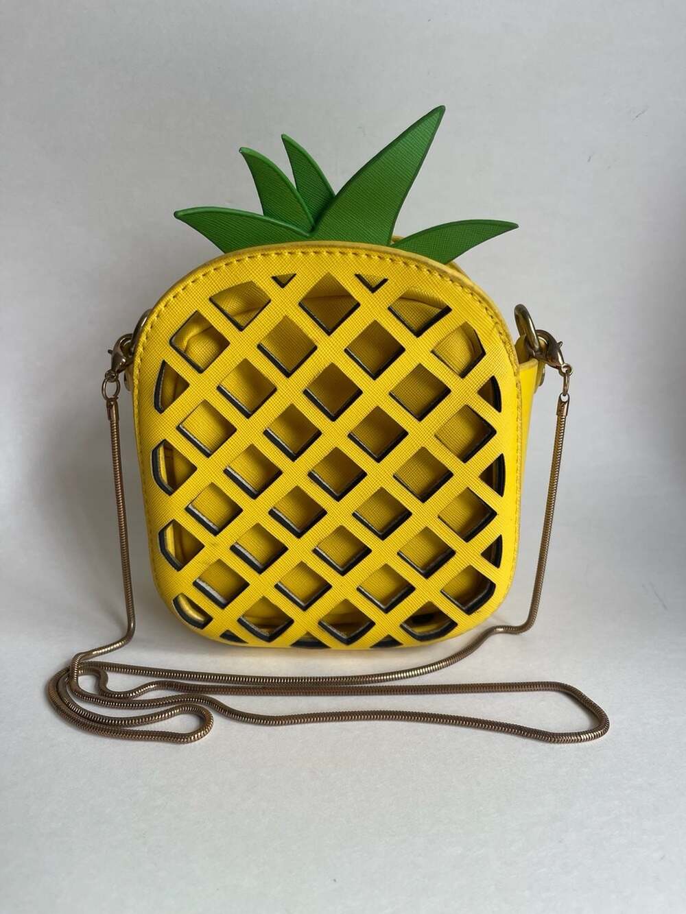 Fashion Culture Pineapple Crossbody Bag Yellow Faux Leather Chain Strap